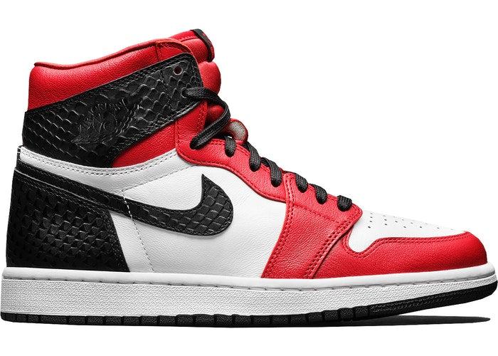 Nike Jordan 1 Retro High Satin Snake Chicago in Red | Lyst