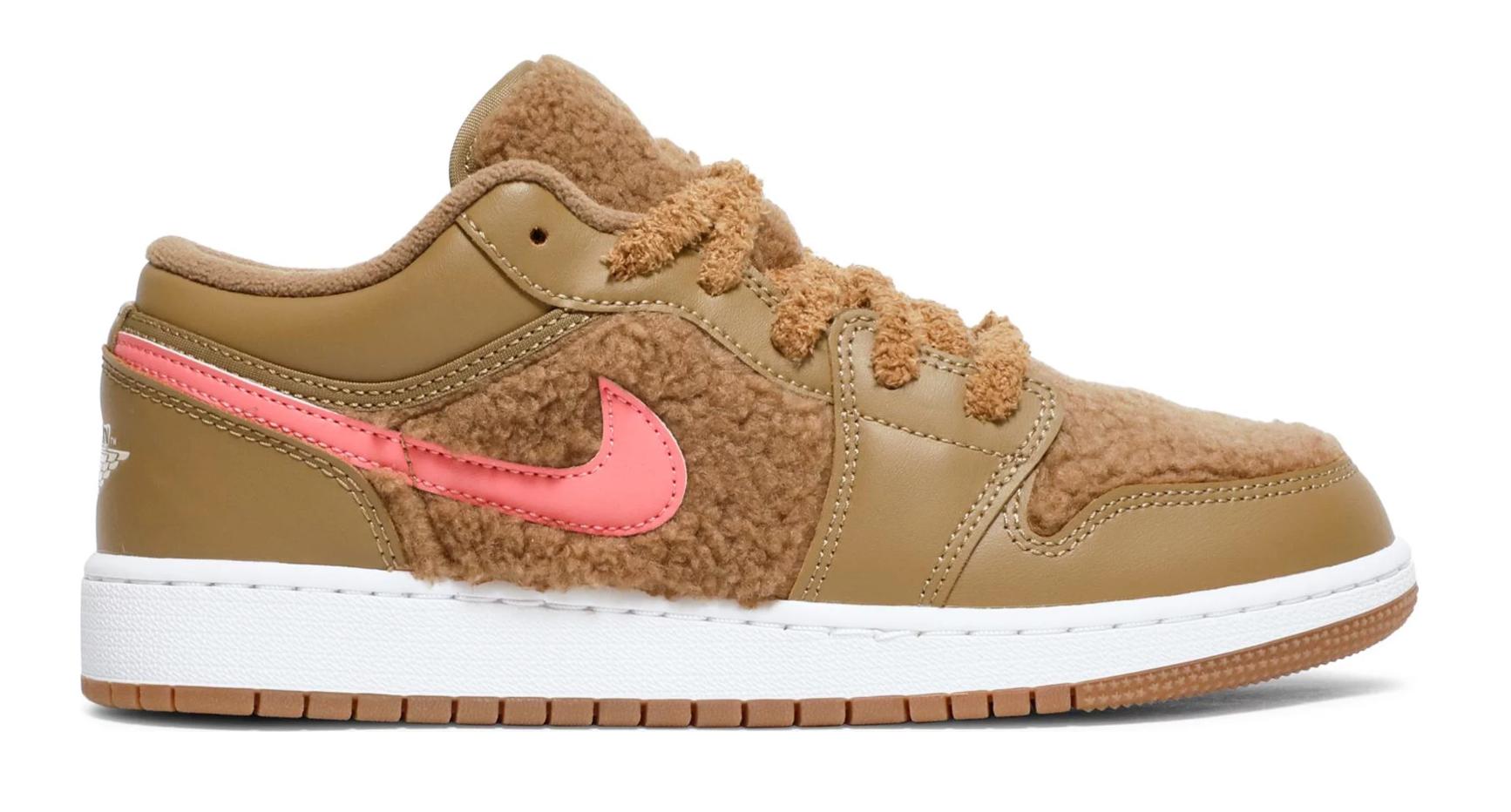 nike bear