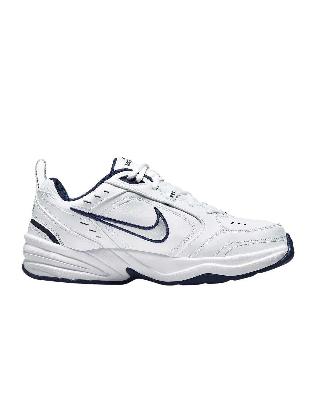 Wide top nike trainers