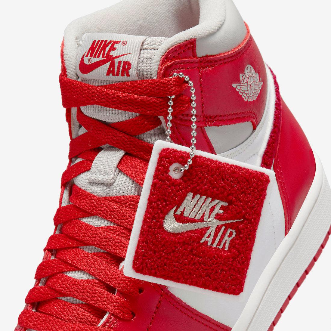 Nike Jordan 1 Retro High Og Varsity Red (w) | Lyst