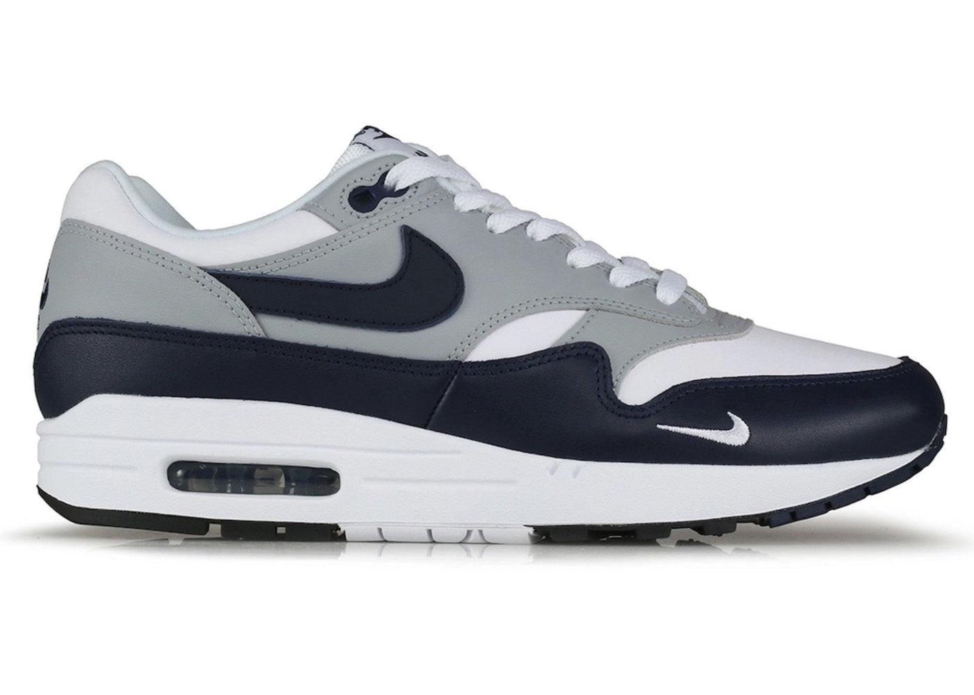 Nike Air Max 1 Lv8 Wolf Grey in Gray | Lyst