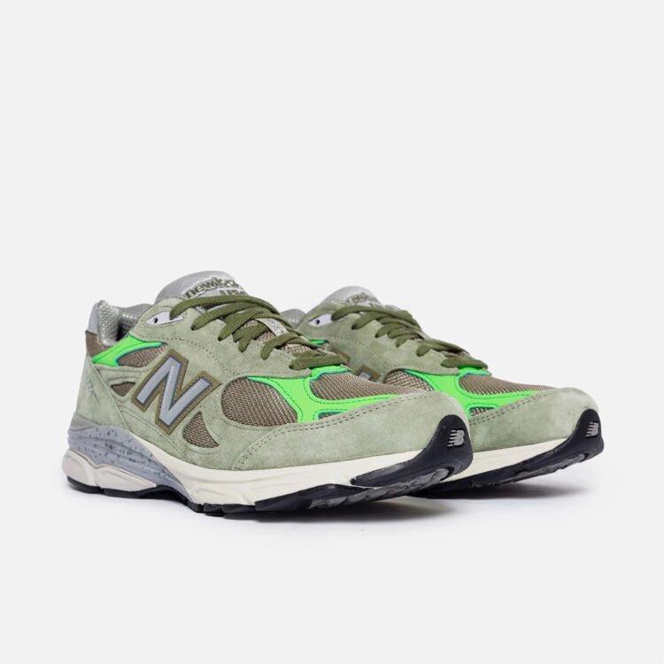 New Balance 990v3 Patta Keep Your Family Close in Gray | Lyst
