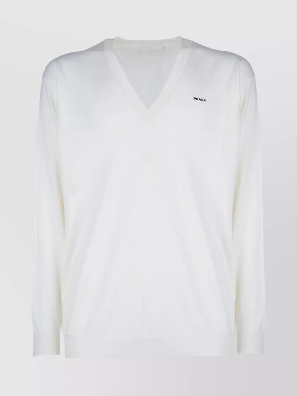 トップス PRADA Alpaca Vneck Sweater 46 PRADA Alpaca Vneck Sweater 46