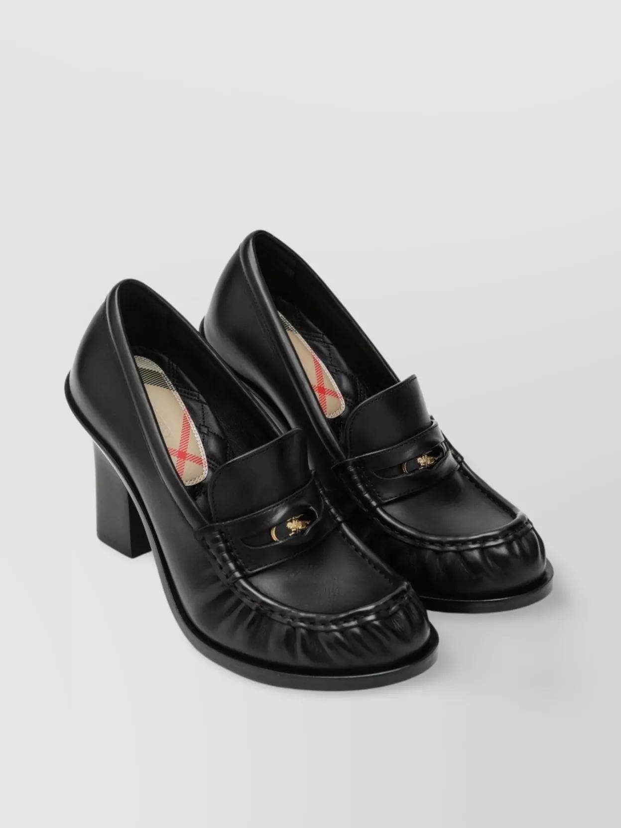 ローファー・オックスフォード BURBERRY CADET BLACK LEATHER LOAFERS WITH HEEL Leather Cadet Heeled Loafers in Black - Women | Burberry