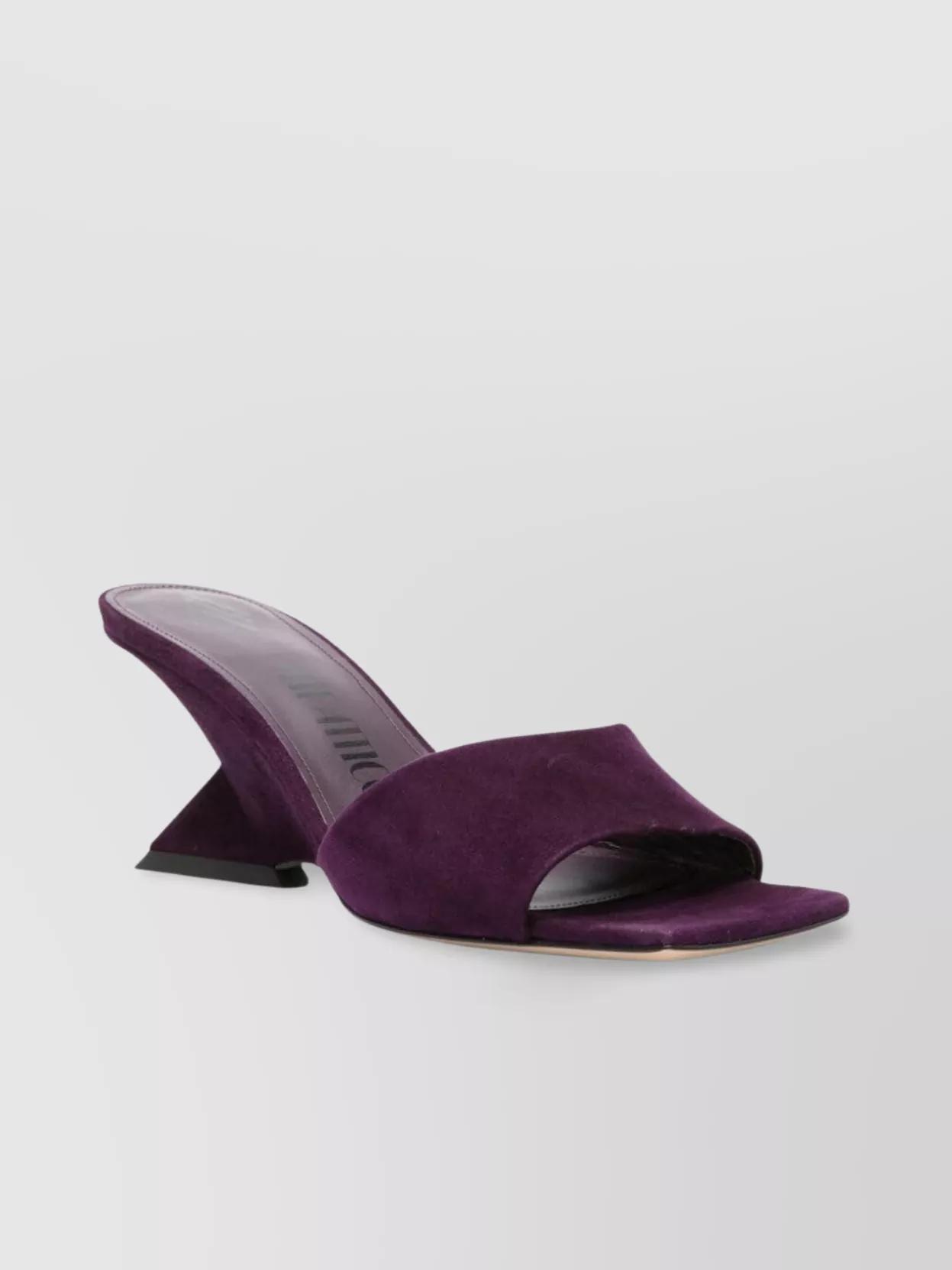 サンダル・ミュール THE ATTICO SLIPPER (250WSH00855LBT019AA 100) Alton leather thong sandals in black - The Attico | Mytheresa