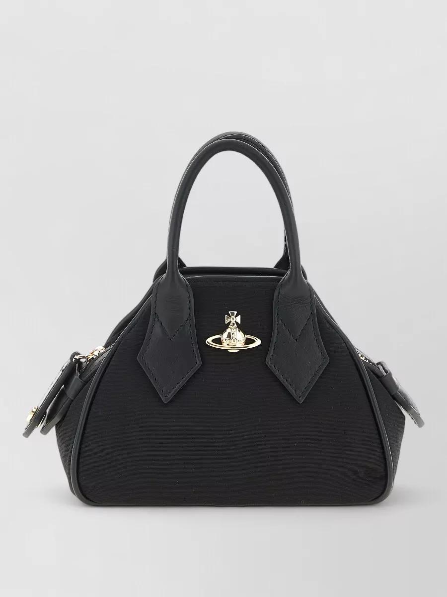 vivienne-westwood--Yasmine-