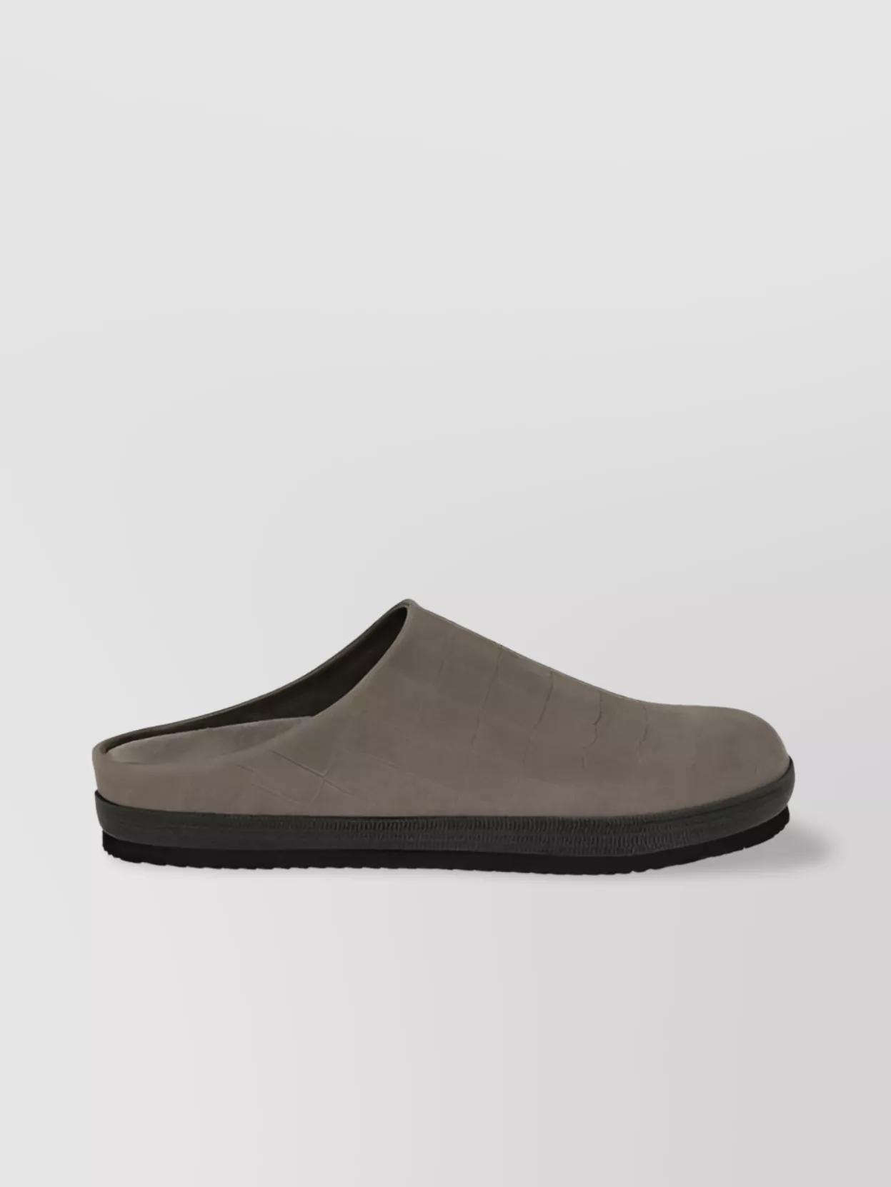 BRUNELLO CUCINELLI レザー フラットサンダル BRUNELLO CUCINELLI レザー フラットサンダル