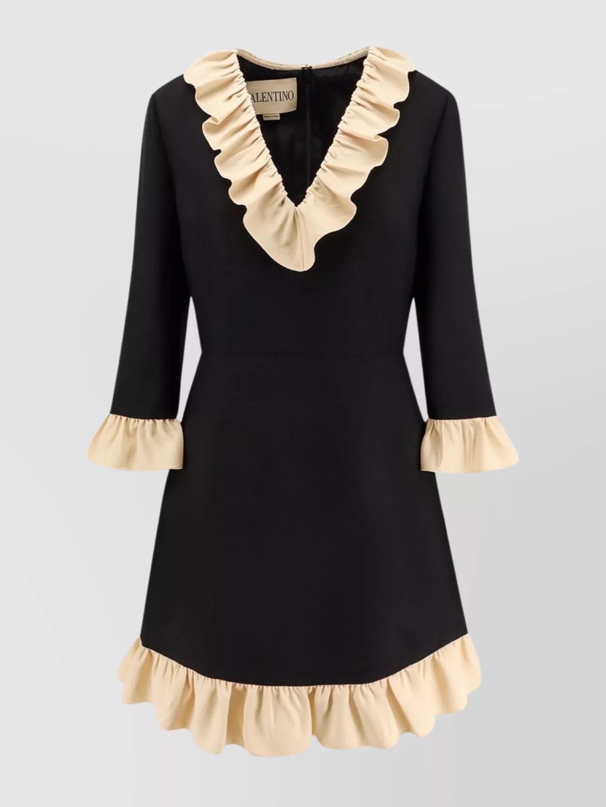 【valentino・ヴァレンティノ】 SHORT DRESS ワンピース ◇VALENTINO(バレンティーノ)リボン アプリケ ミニドレス