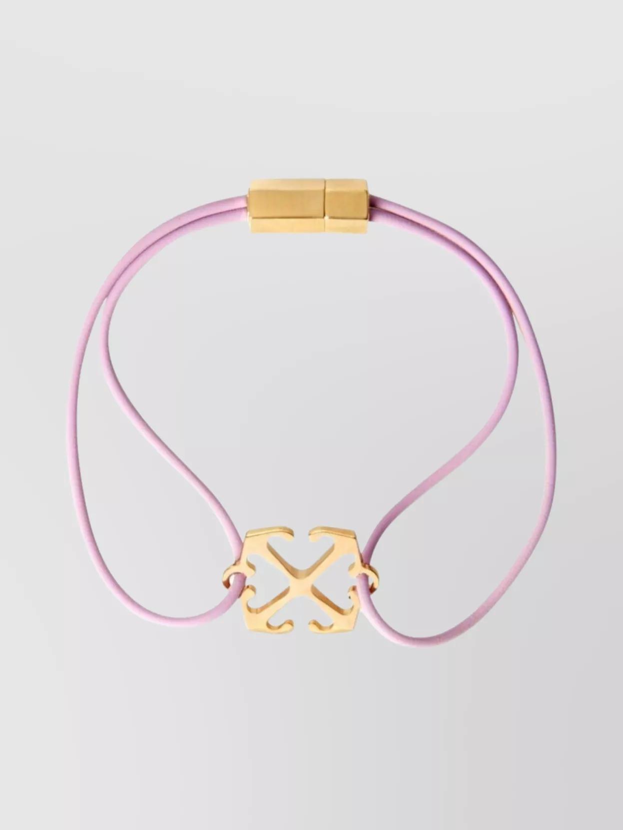 【Off-White】LOGO BRACELET（関税込み） Off-White Off-White Arrow Logo Bracelet - Fashion