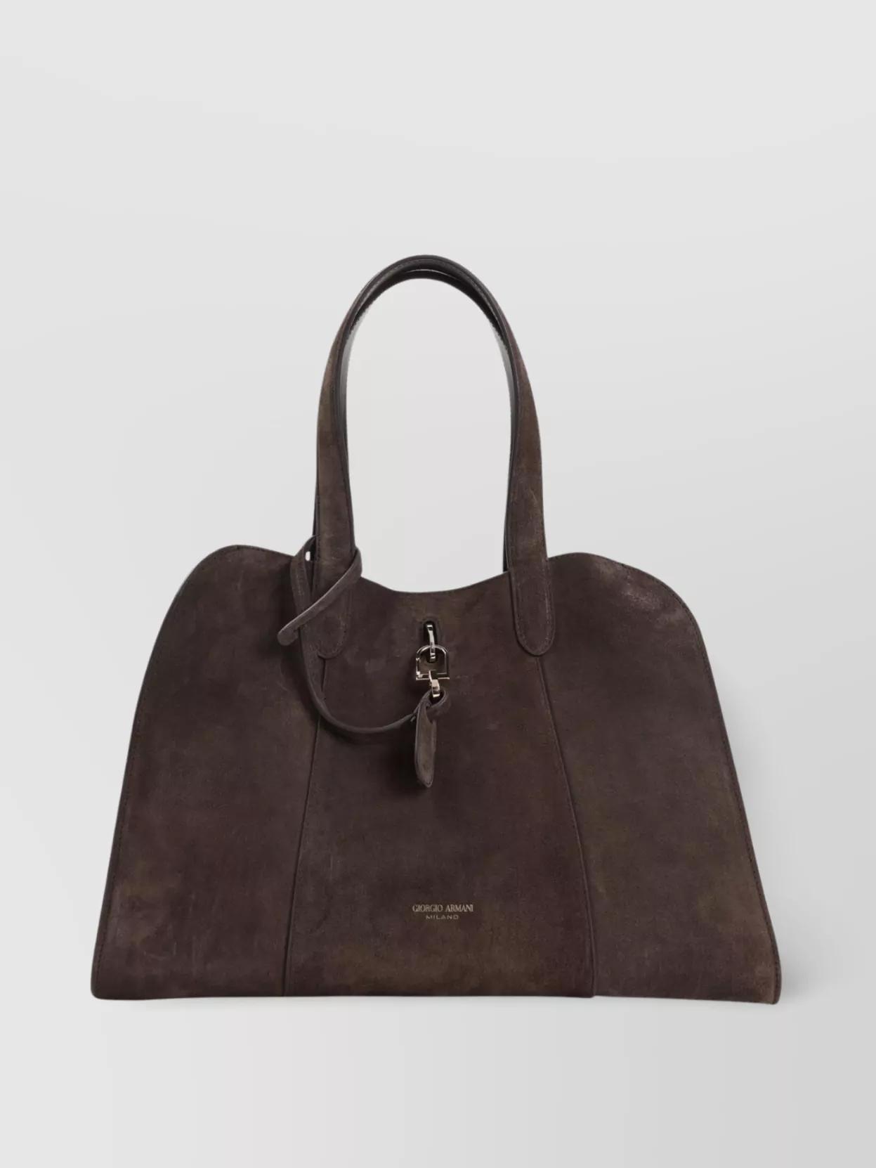 【関税送料無料】GIORGIO ARMANI CALF LEATHER SHOULDER BAG Giorgio Armani Calf leather shoulder bag with golden-toned