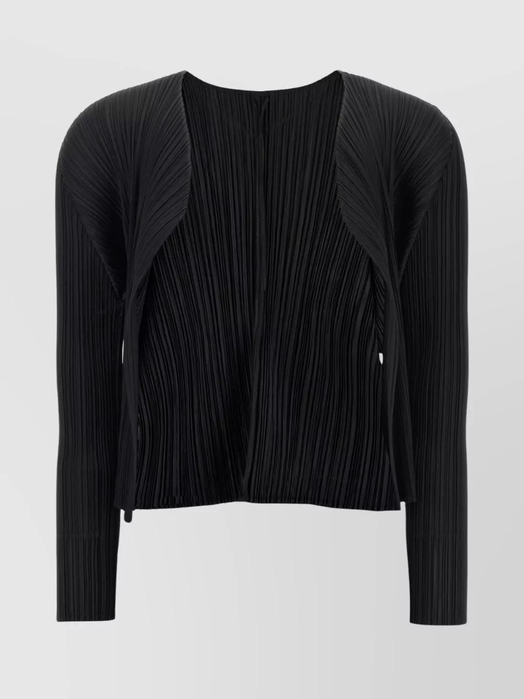 PLEATS PLEASE ISSEY MIYAKE PAUSE カーディガン PAUSE” Available in September This prints series depicts the