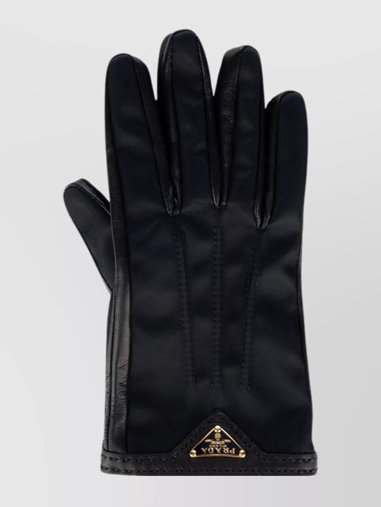 手袋 PRADA  Prada leather and nylon gloves with l logo PRADA】Nylon leather gloves グローブ 手袋 黒 ロゴ レザー