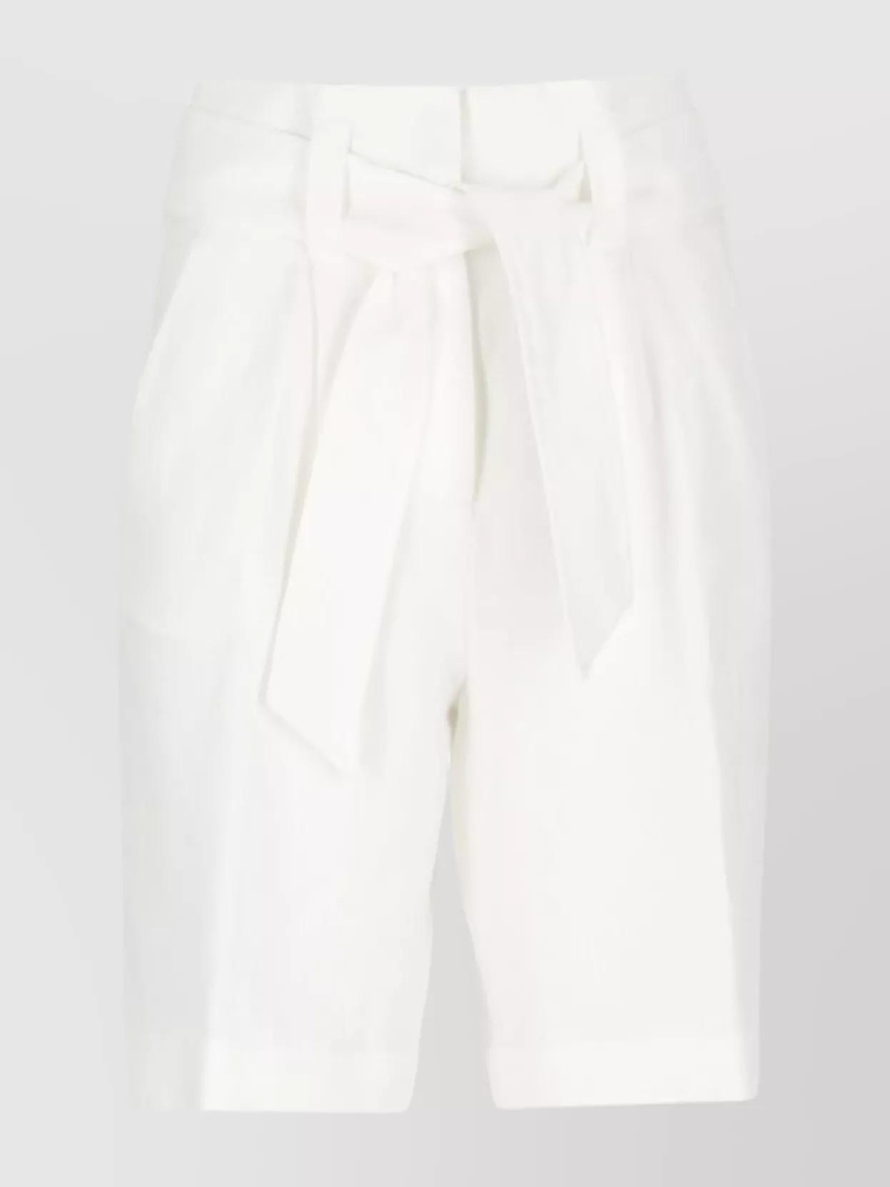 ショートパンツ PESERICO Women Shorts  Burmudas P0478801972 002 WHITE Women's PESERICO Shorts - up to −89% | Stylight