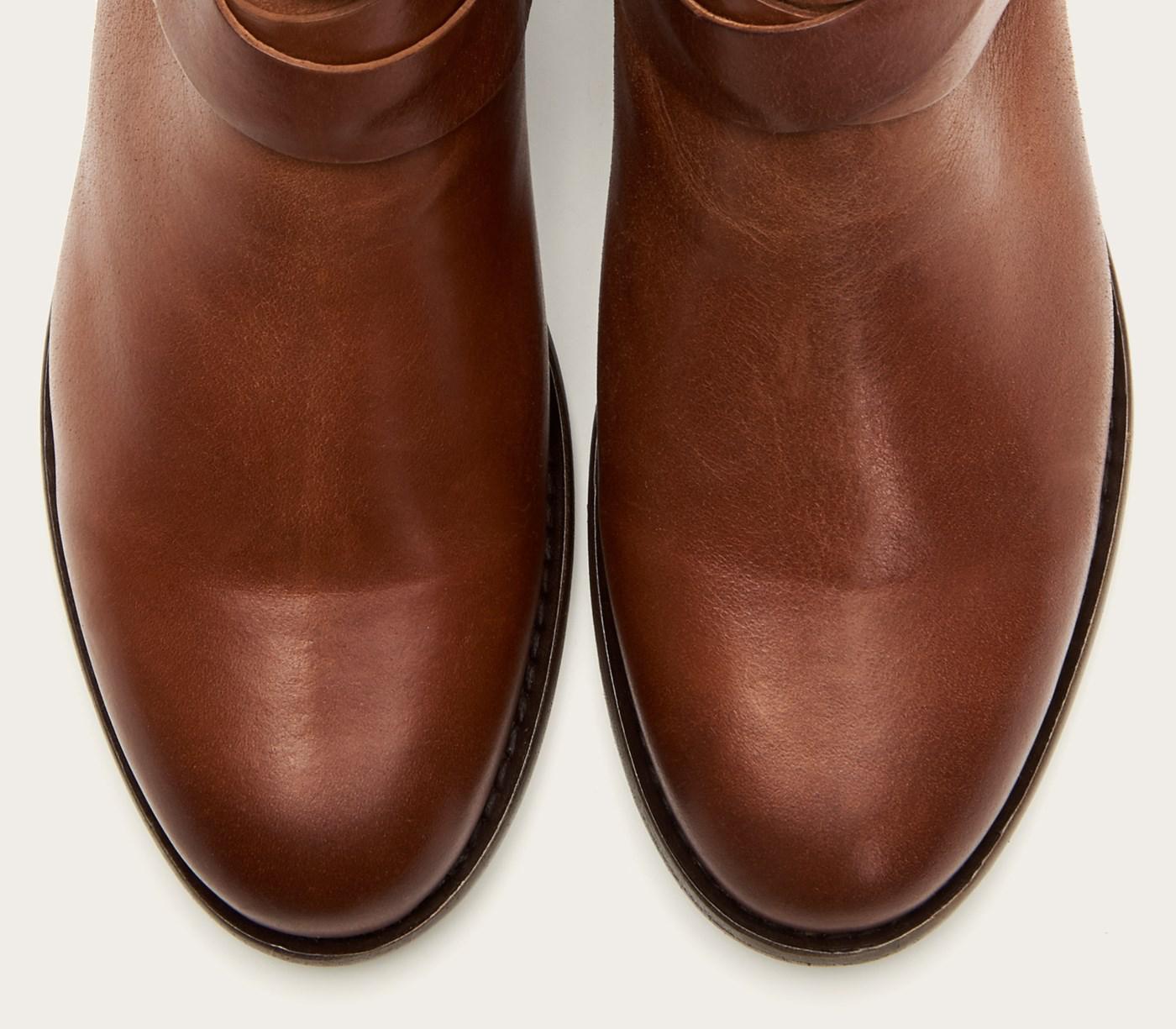 frye carly cut out shootie