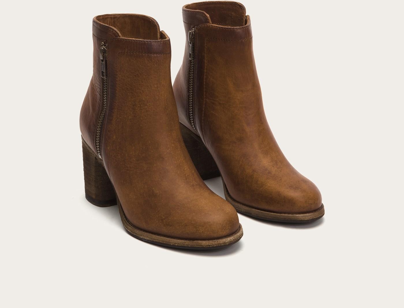 frye addie double zip cognac