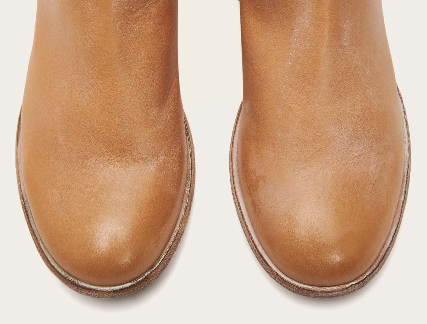 frye elyssa shootie tan