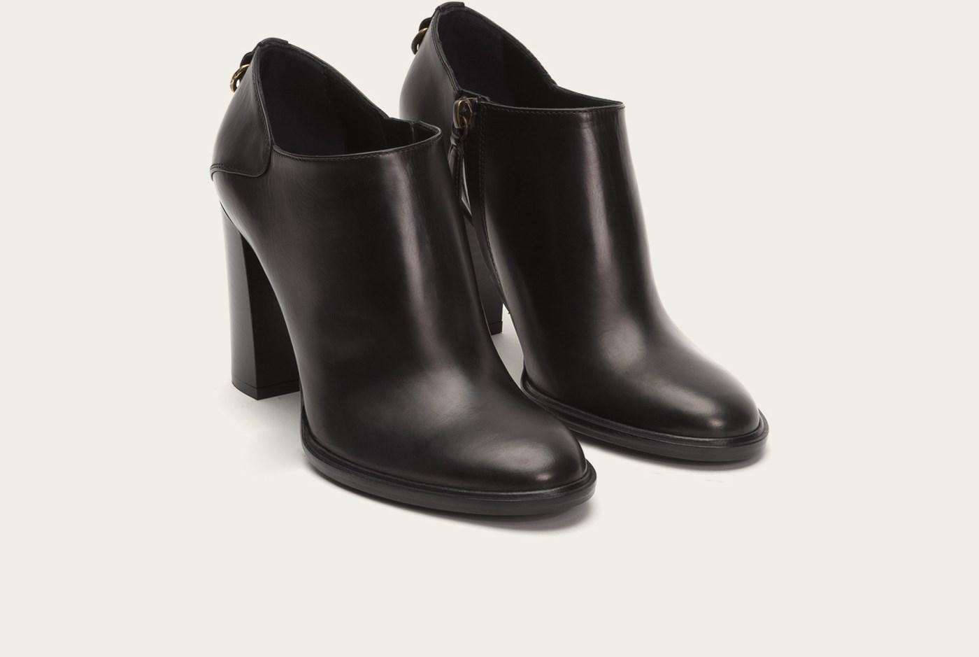 frye isabella shootie