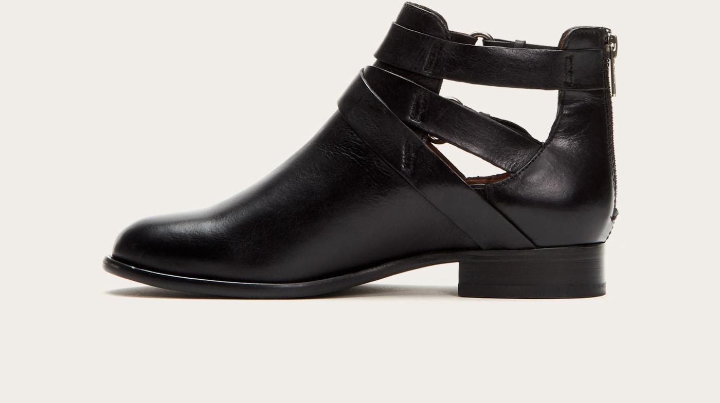 frye carly cut out shootie