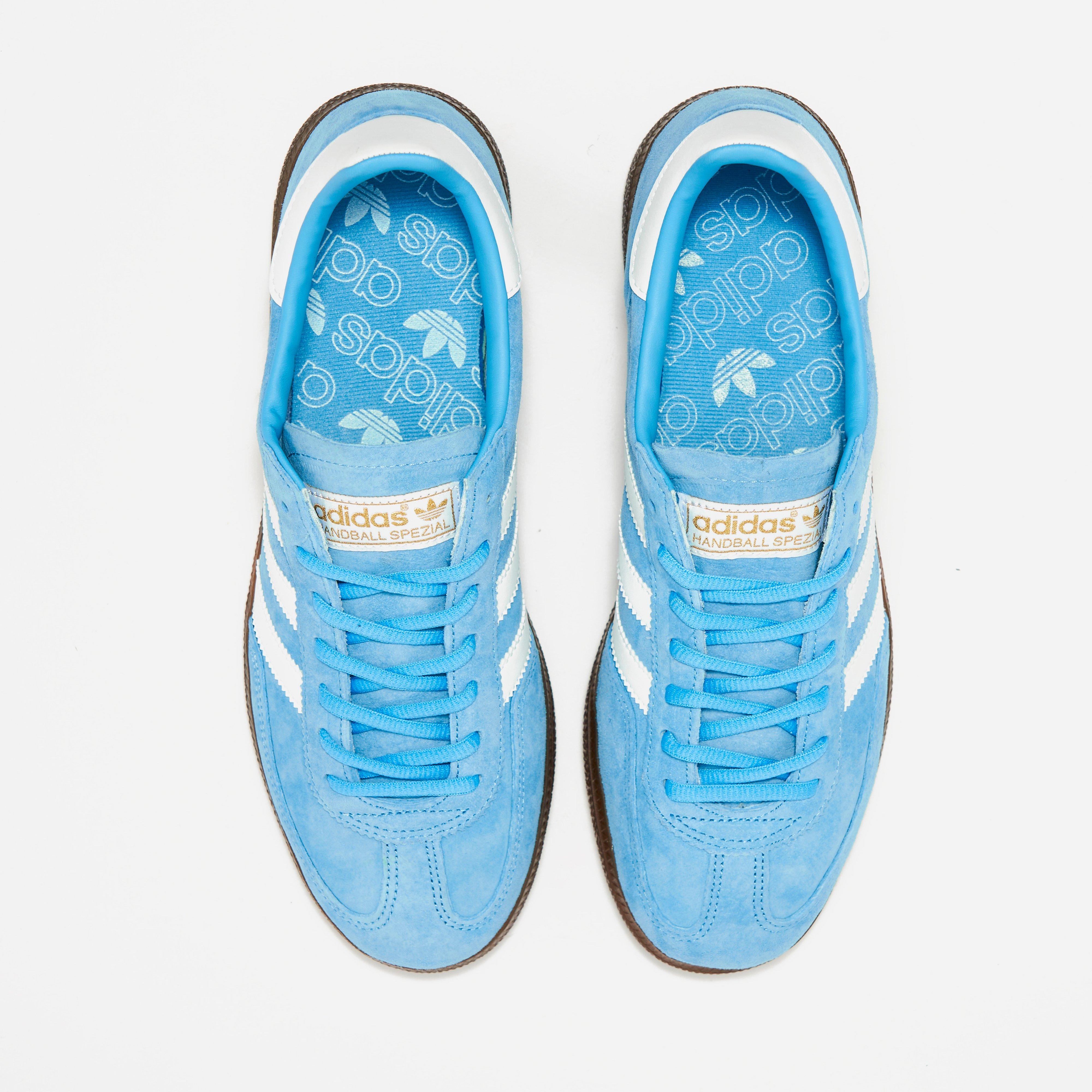 navy adidas spezial