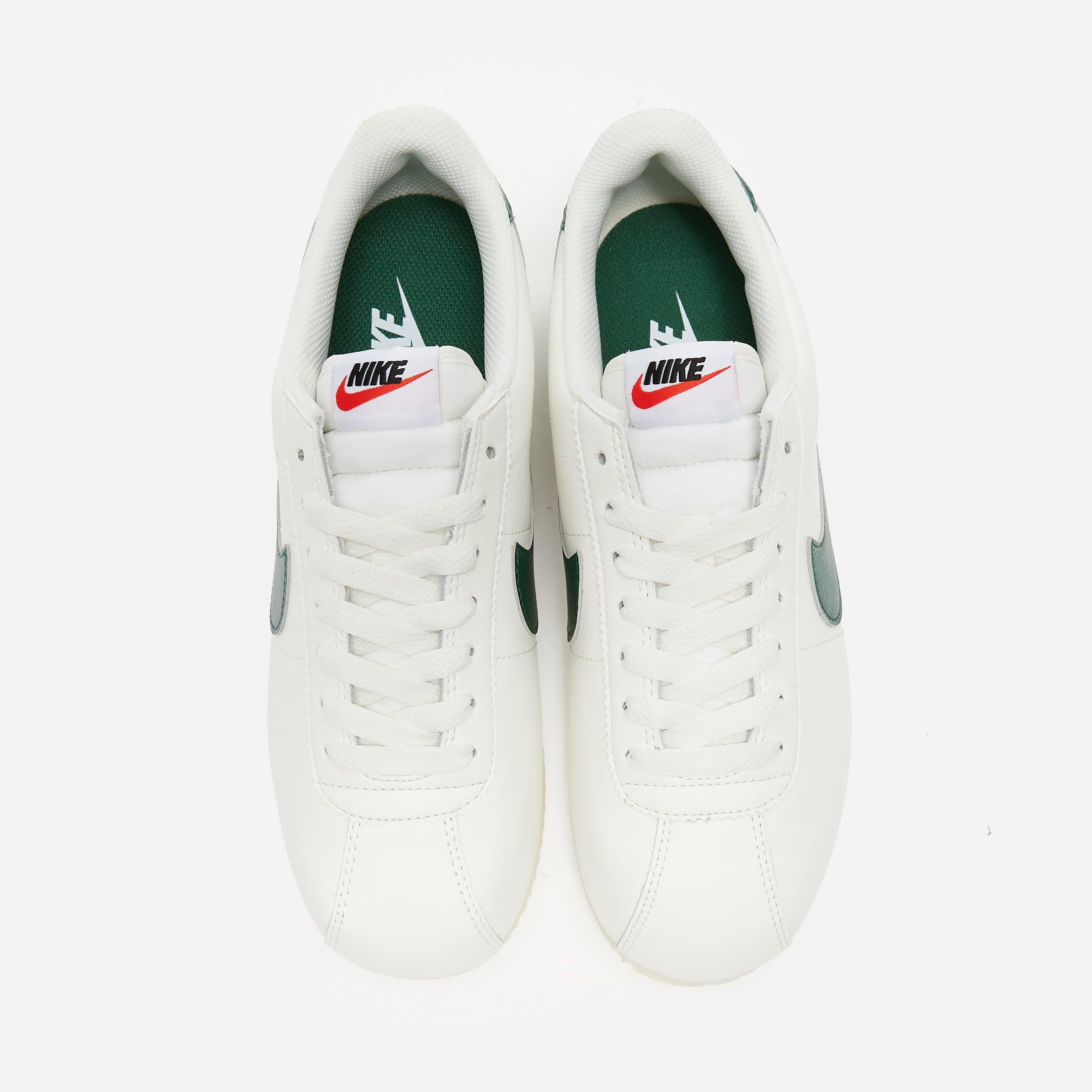 Nike Cortez in White | Lyst