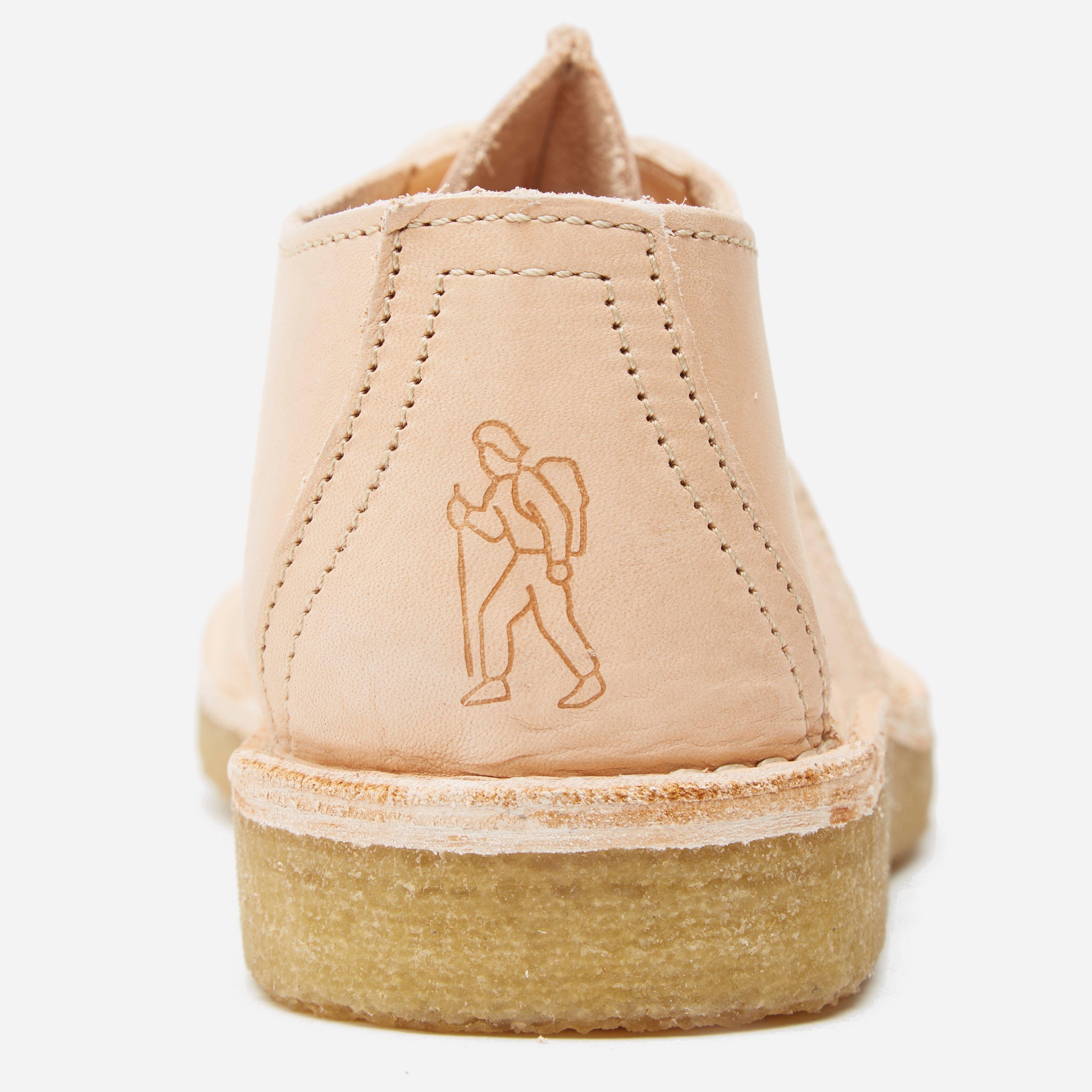 clarks natural tan leather