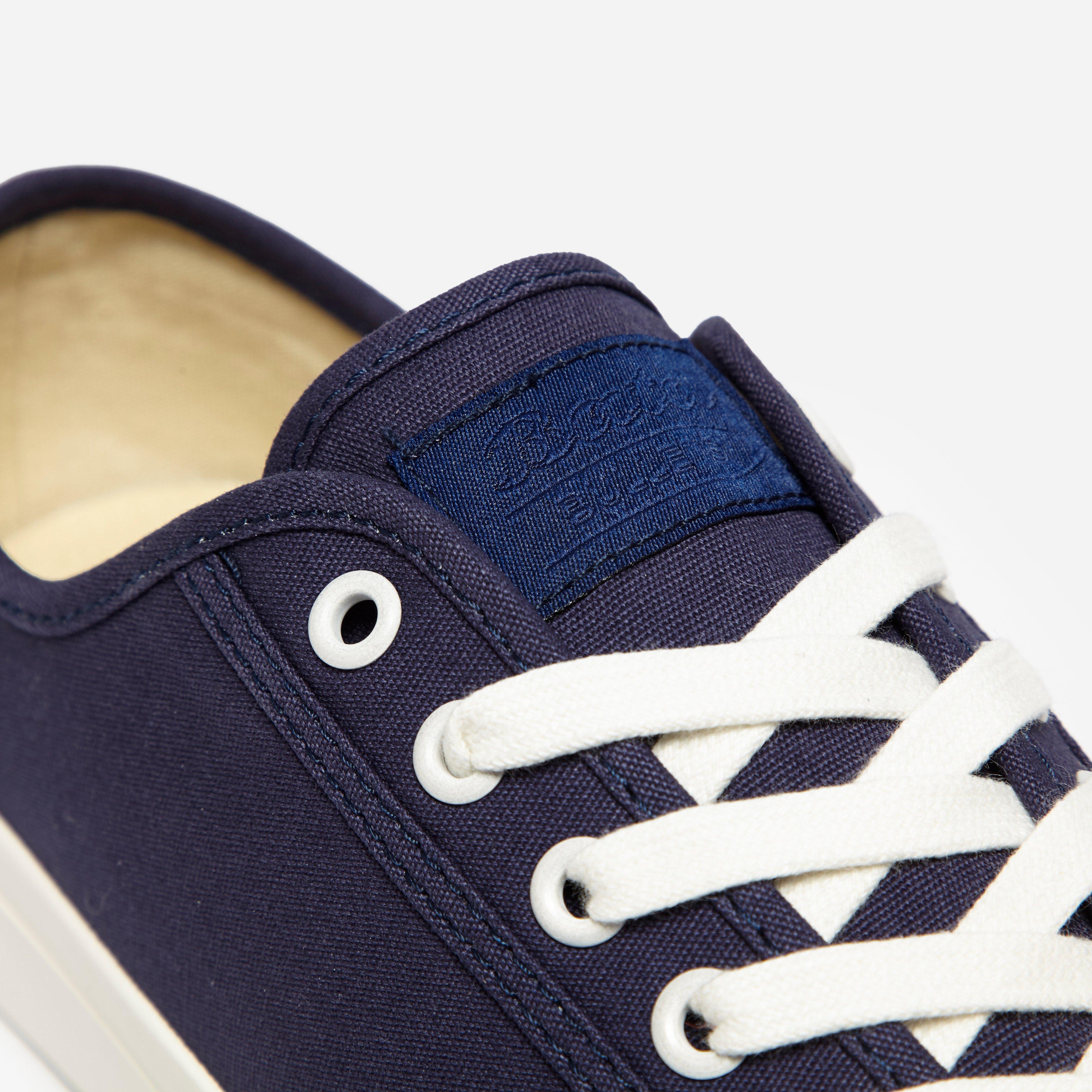 bata black canvas shoes