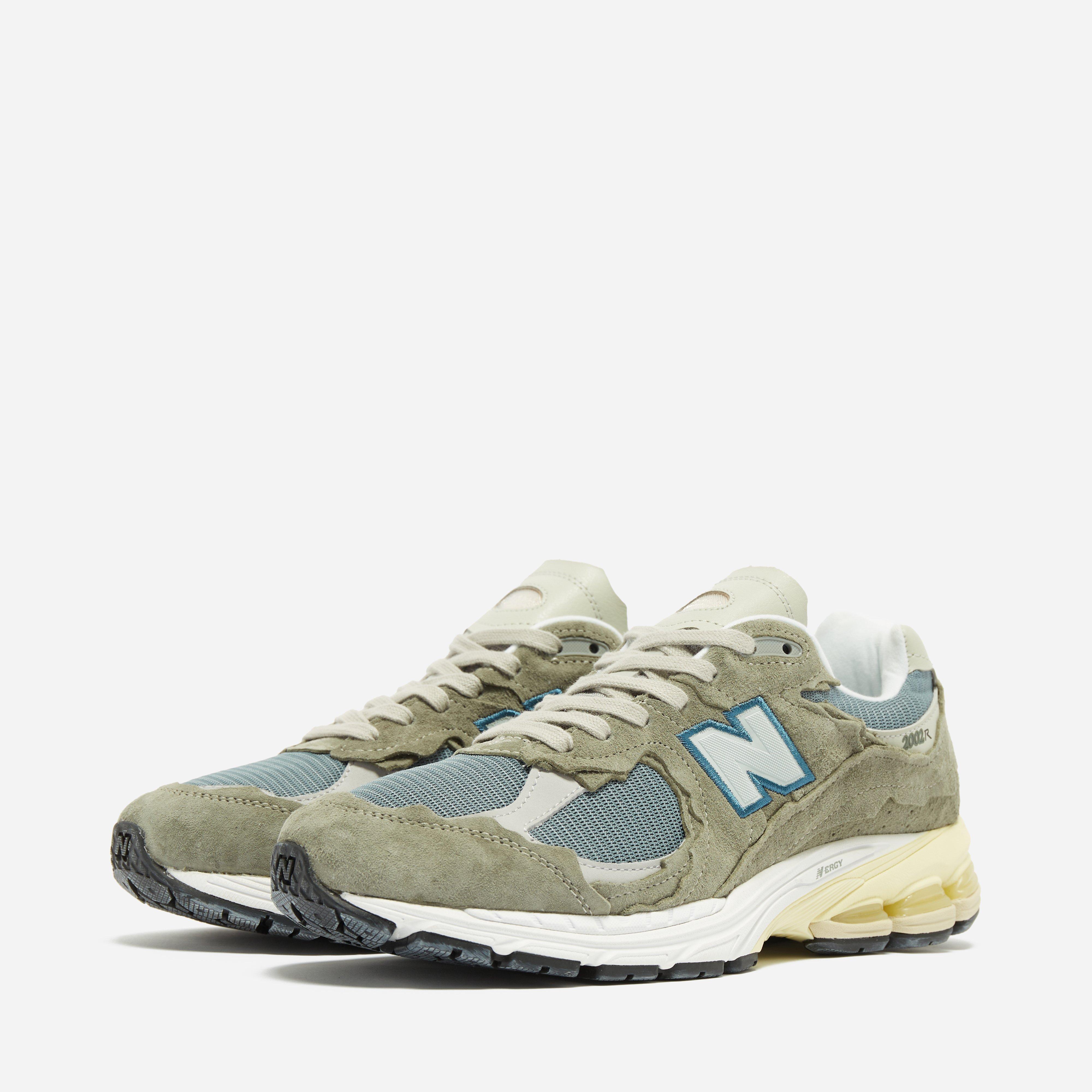 New Balance 2002R Trainers Protection Pack | White | Aphrodite1994