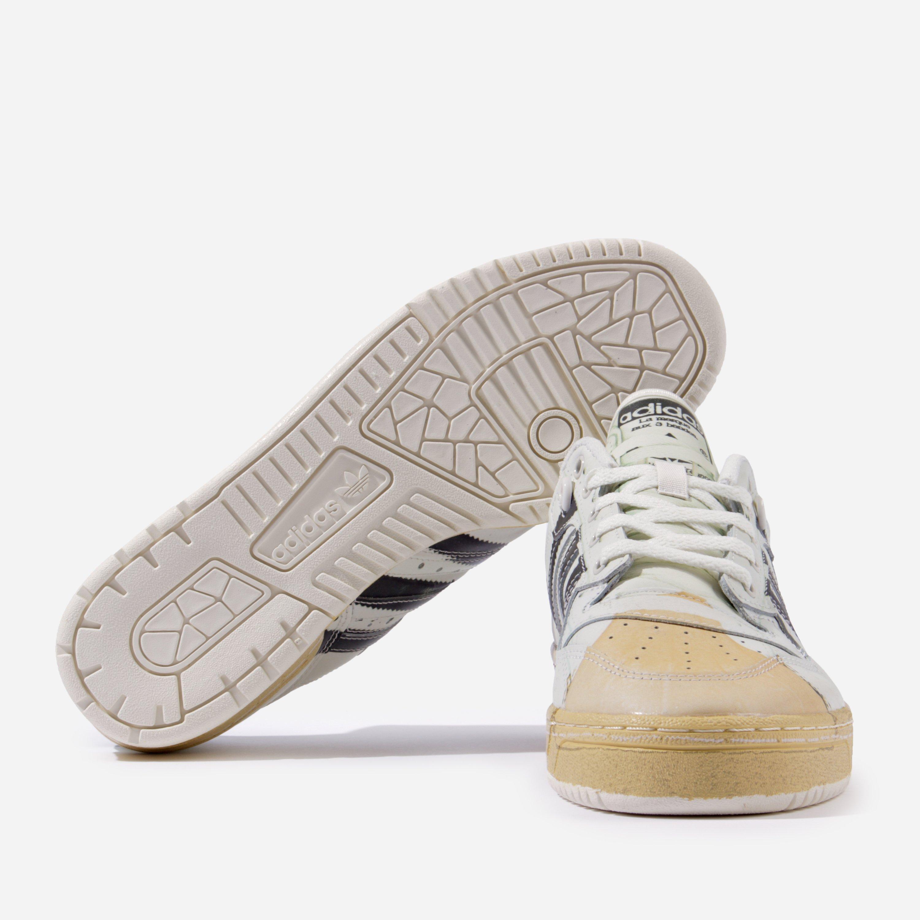 adidas originals rivalry low superstar