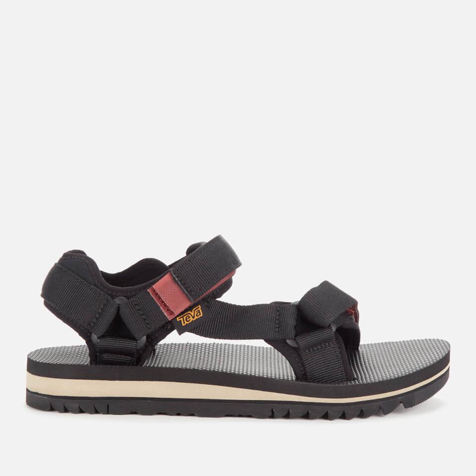 teva all black