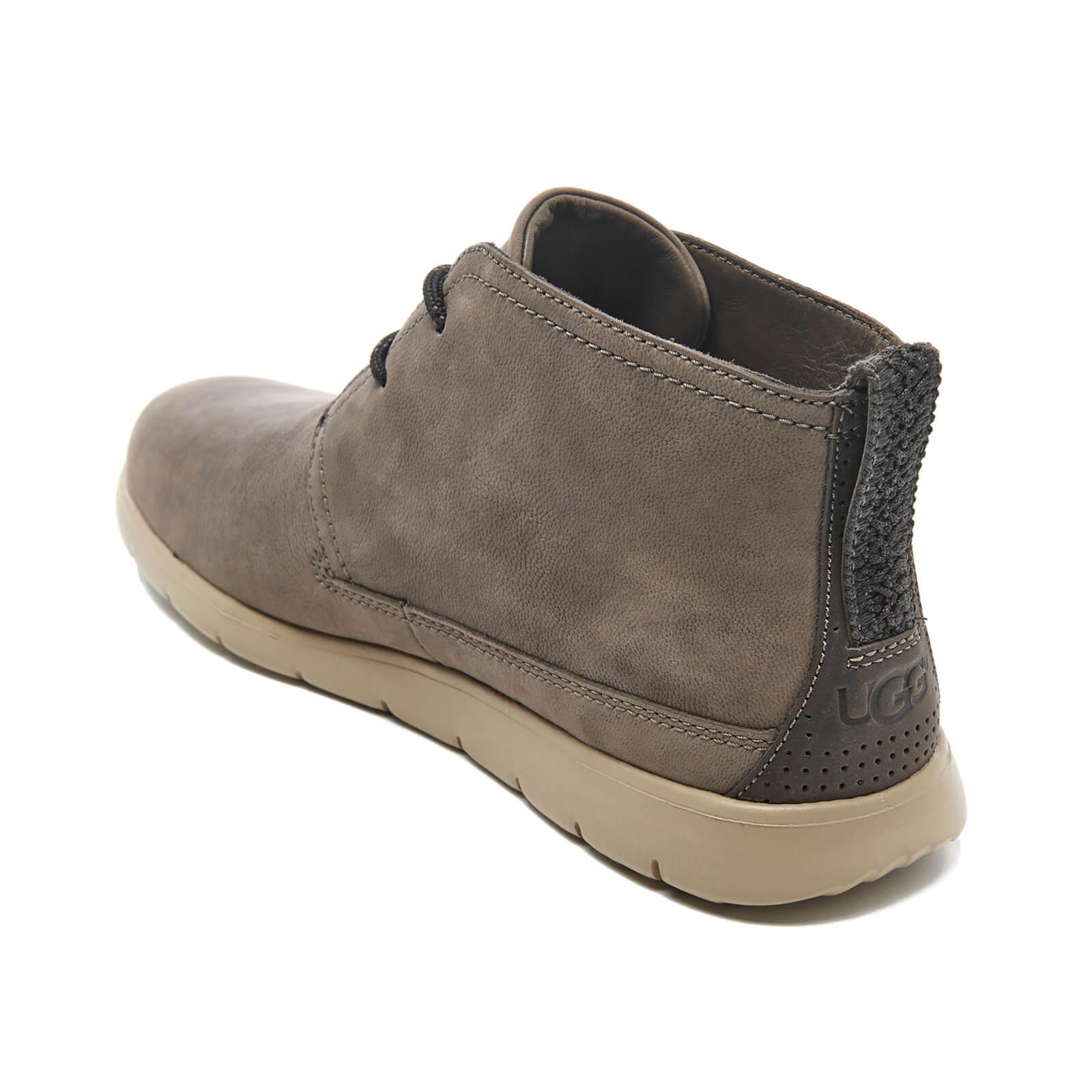 ugg freamon brown