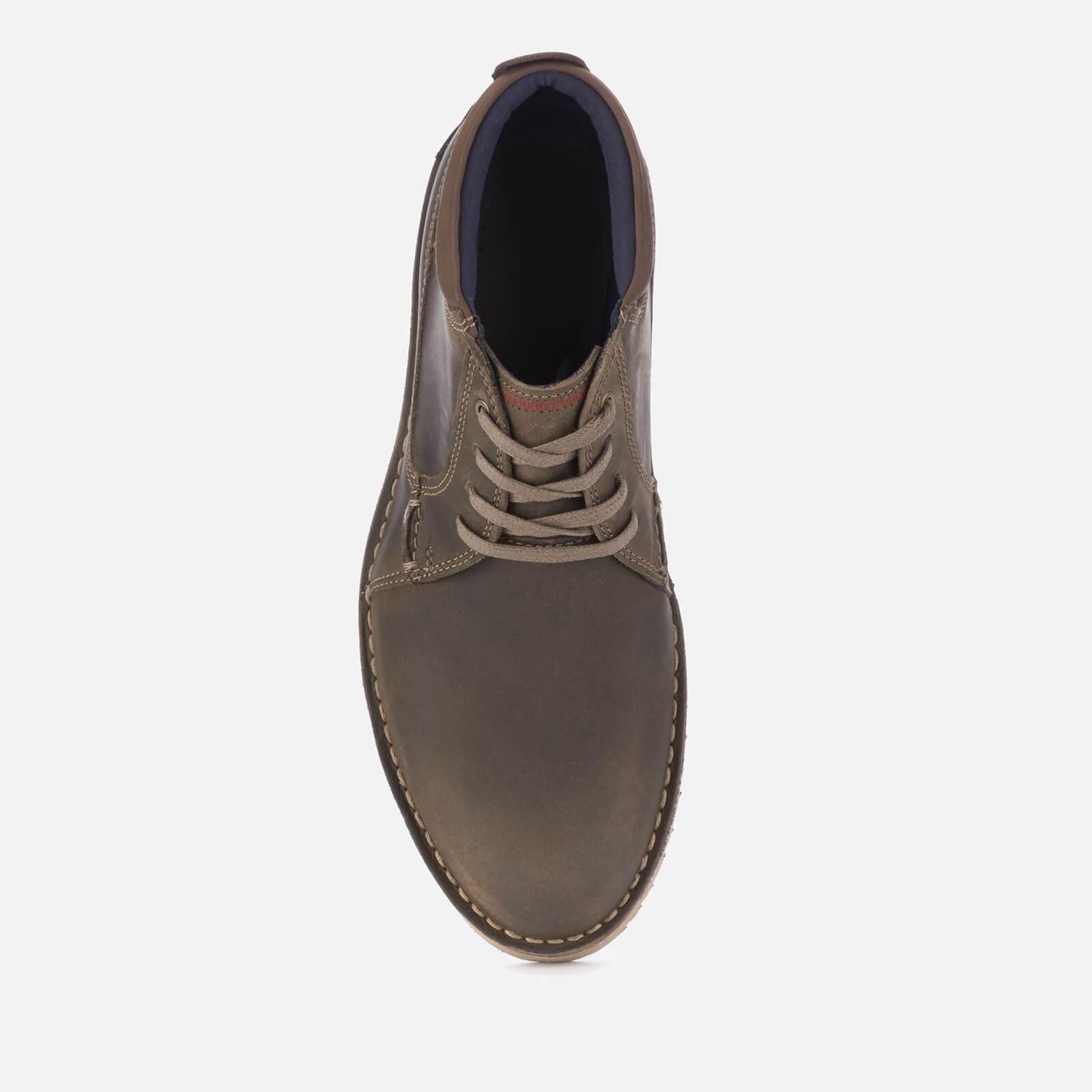 clarks vargo leather chukka boots