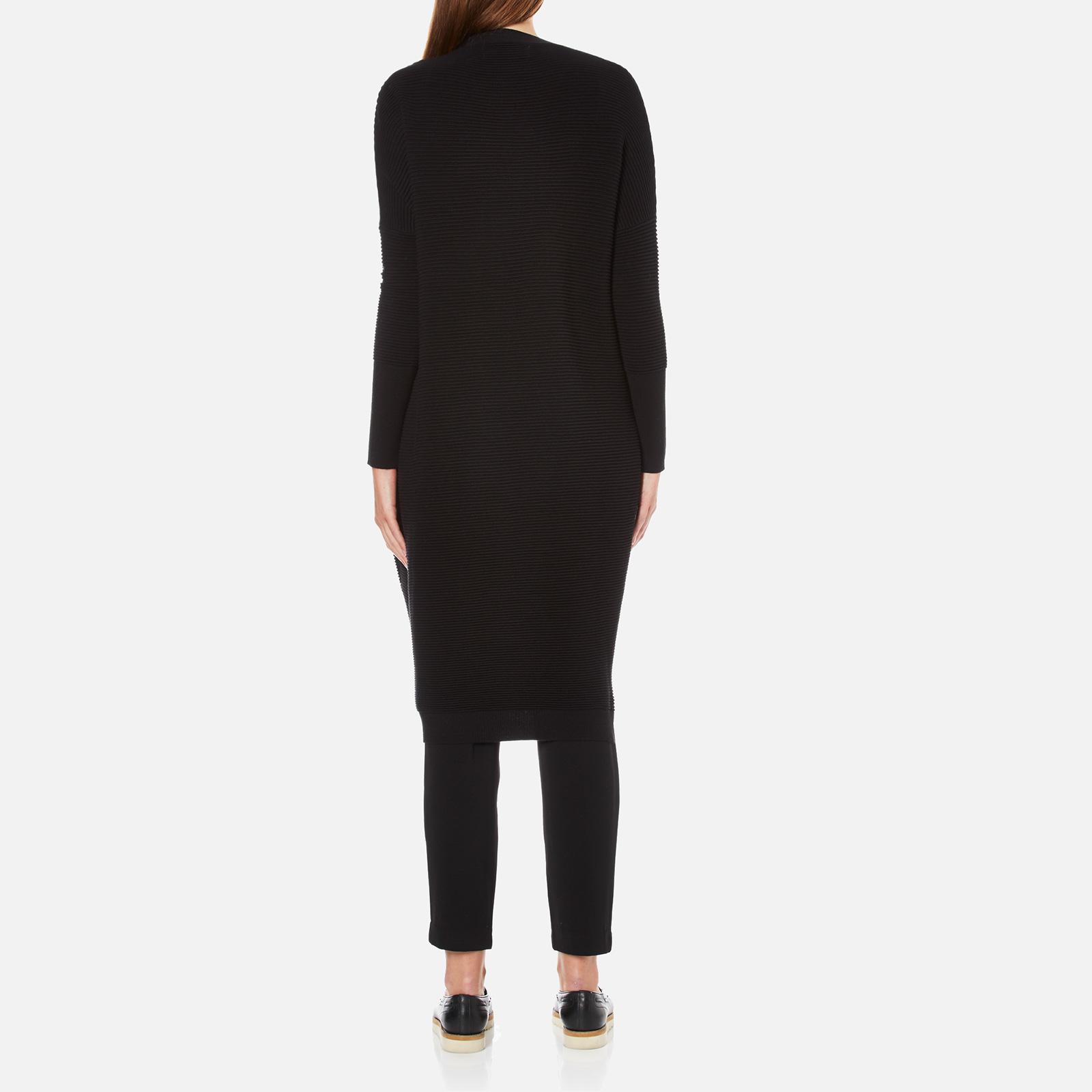 knee length black shirt