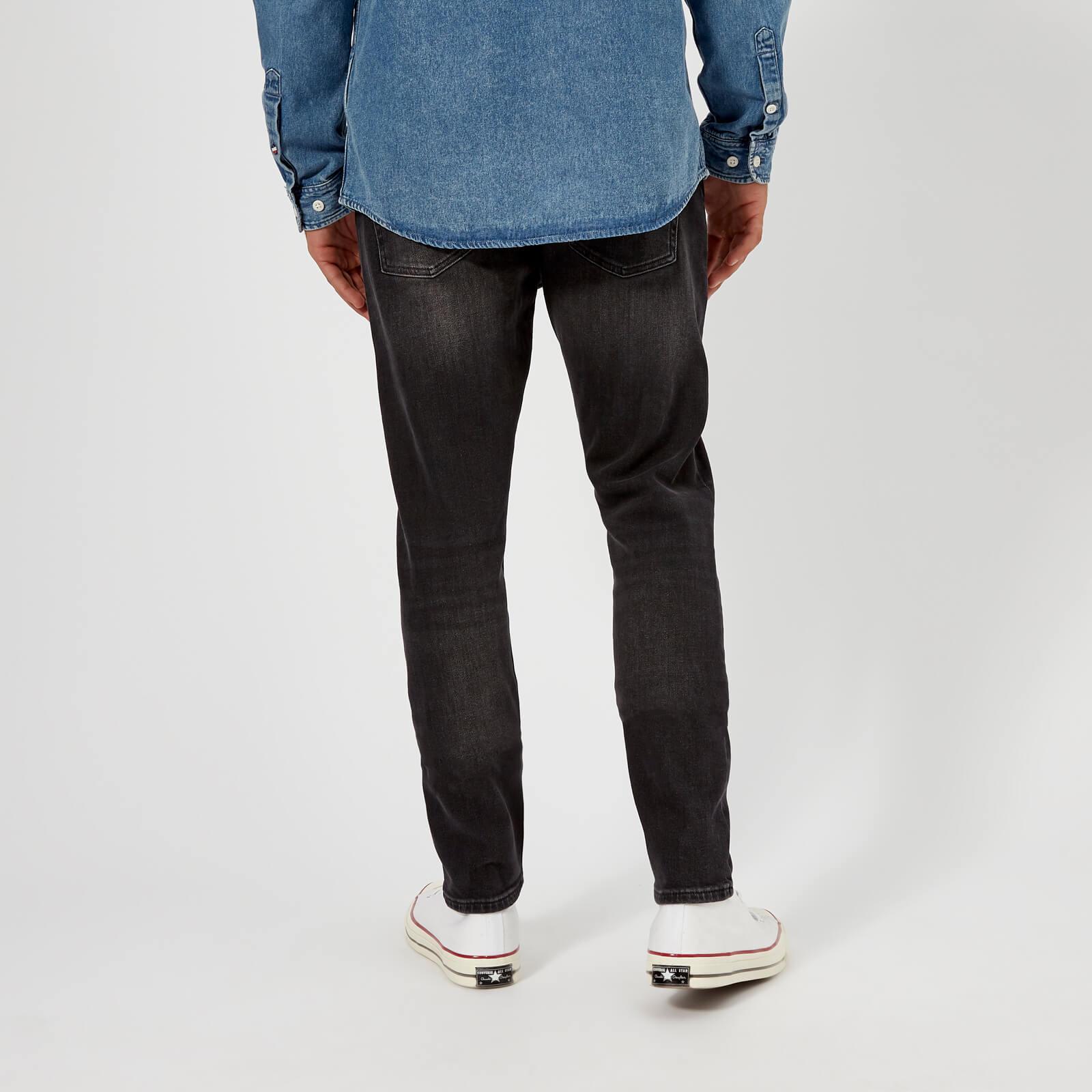 Tommy Hilfiger Denim Modern Tapered Tj 1988 Jeans in Grey for Men | Lyst  Canada