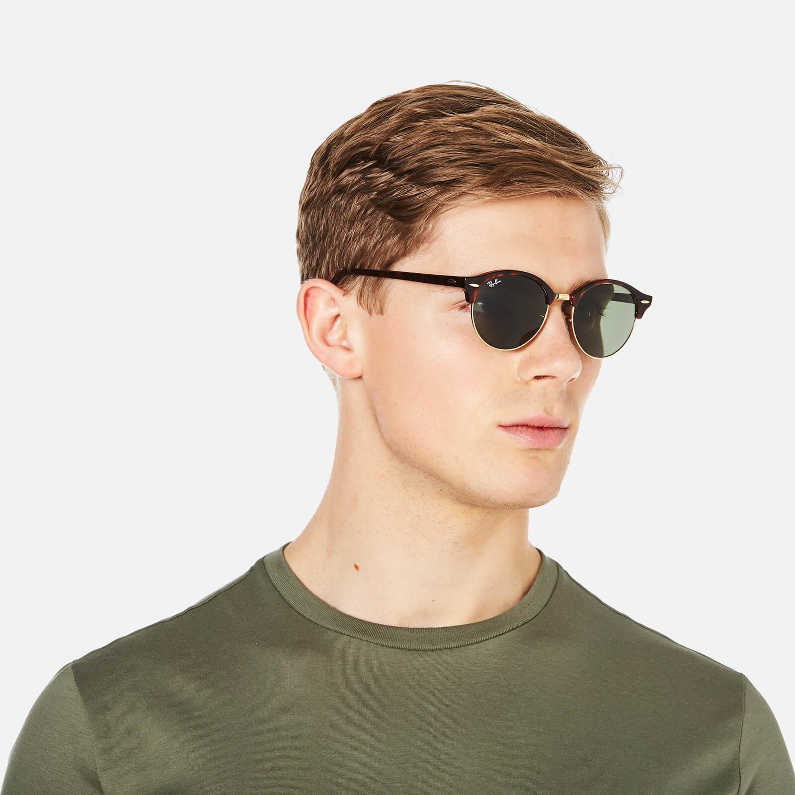 ray ban clubround on face