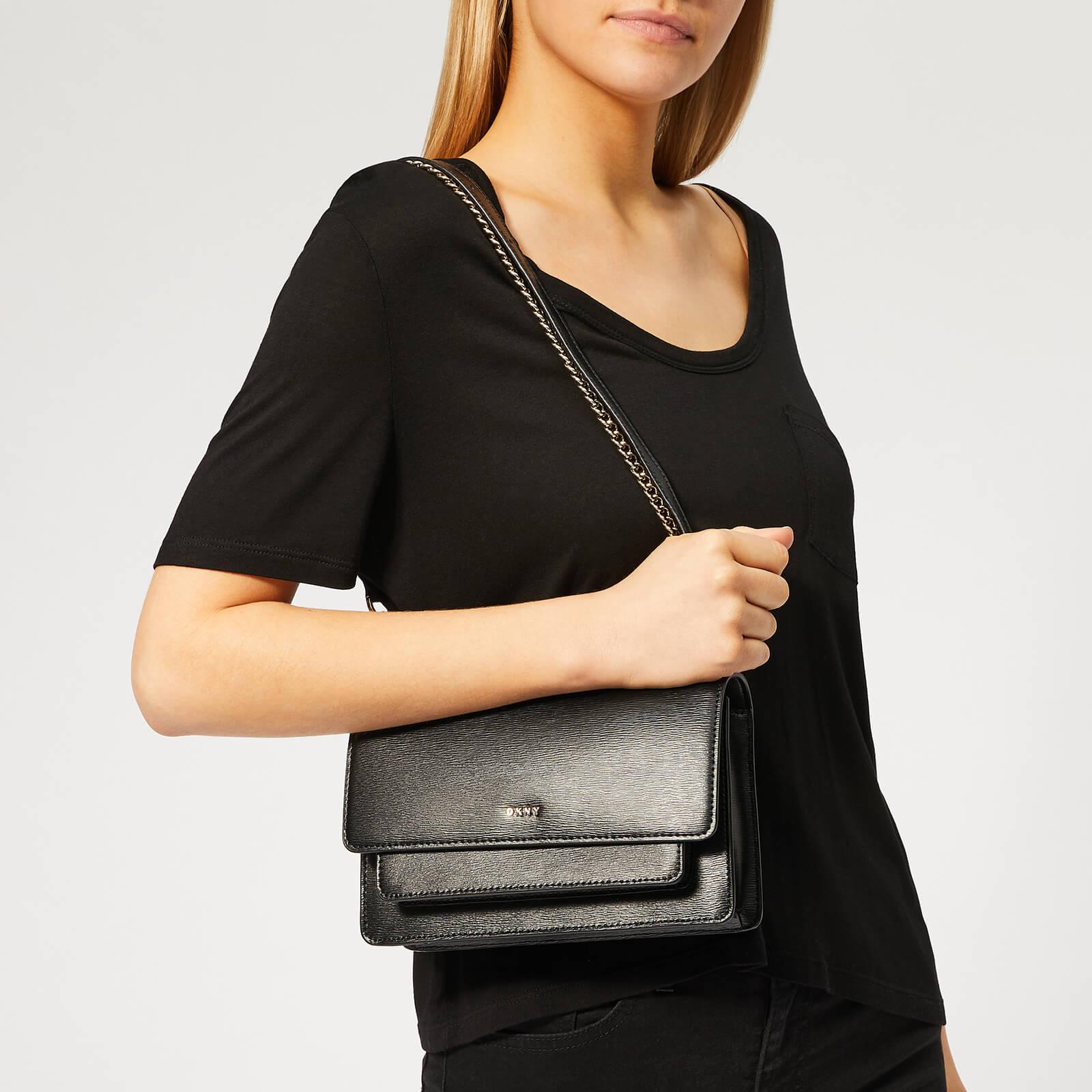 DKNY BRYANT-MD FLAP CBODY-SUTTON, Black Women's Cross-body Bags