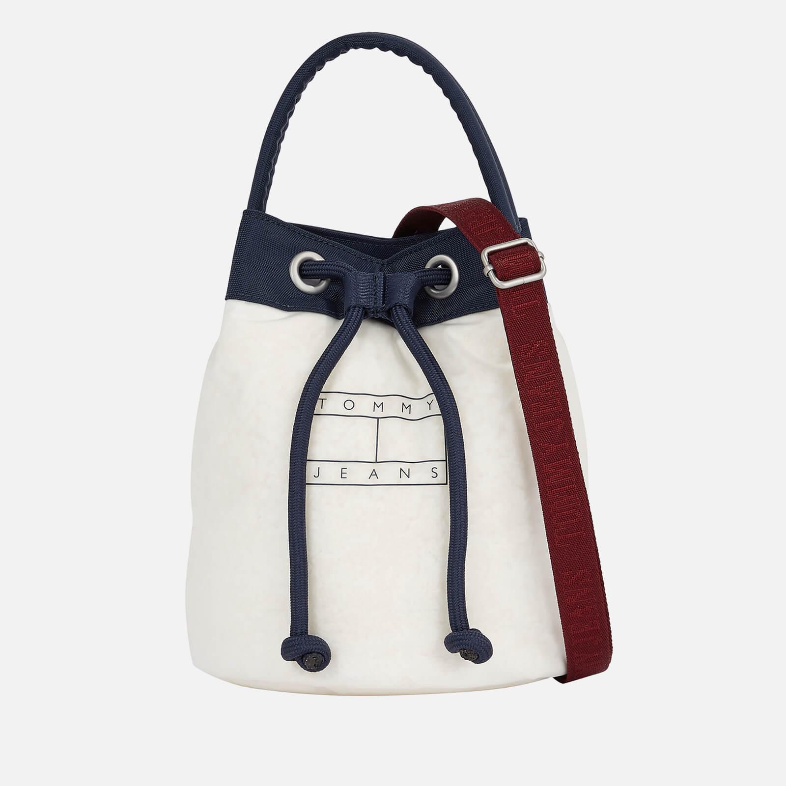 Tommy Hilfiger Heritage Pillow Shell Bucket Bag in White | Lyst Canada