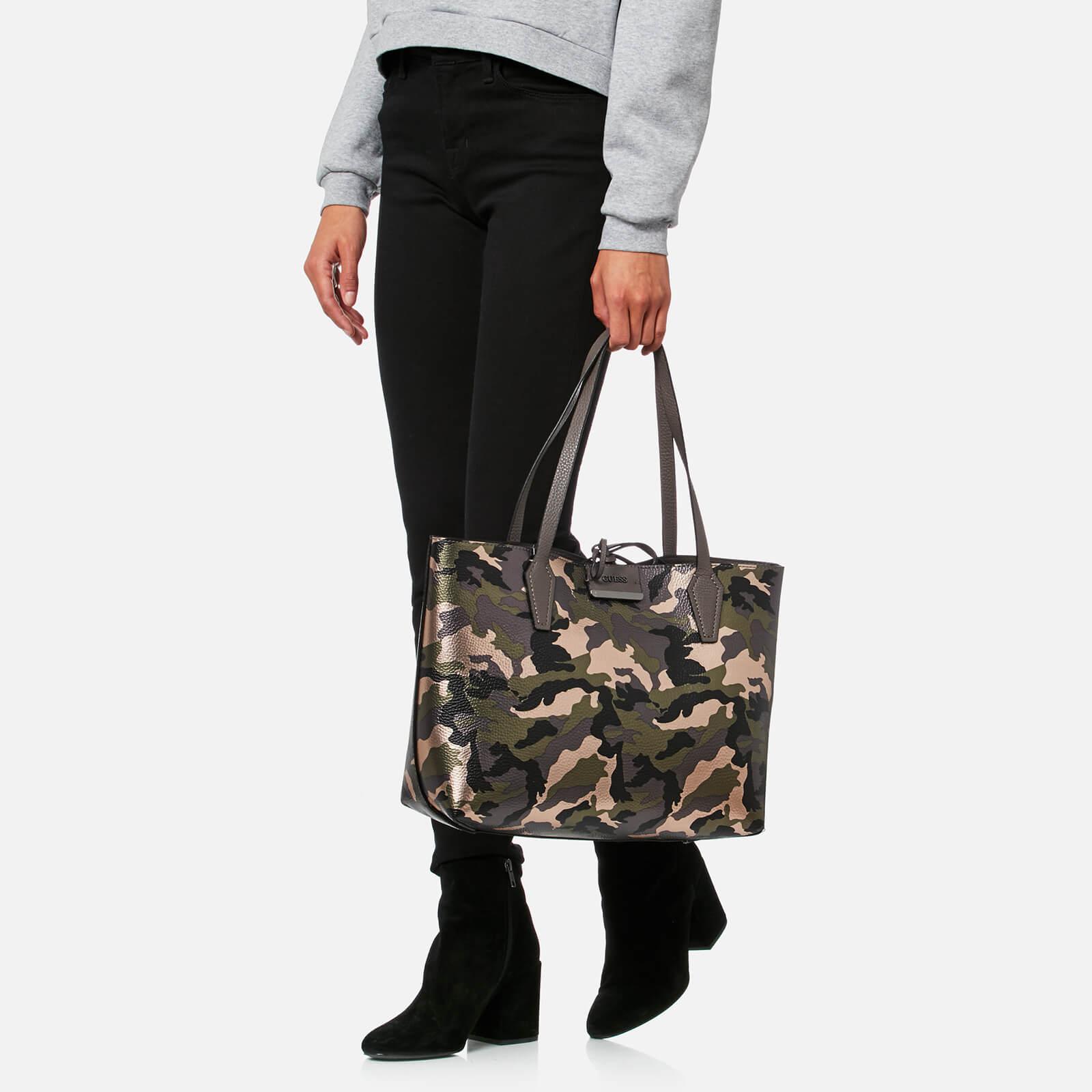 guess inside out tote