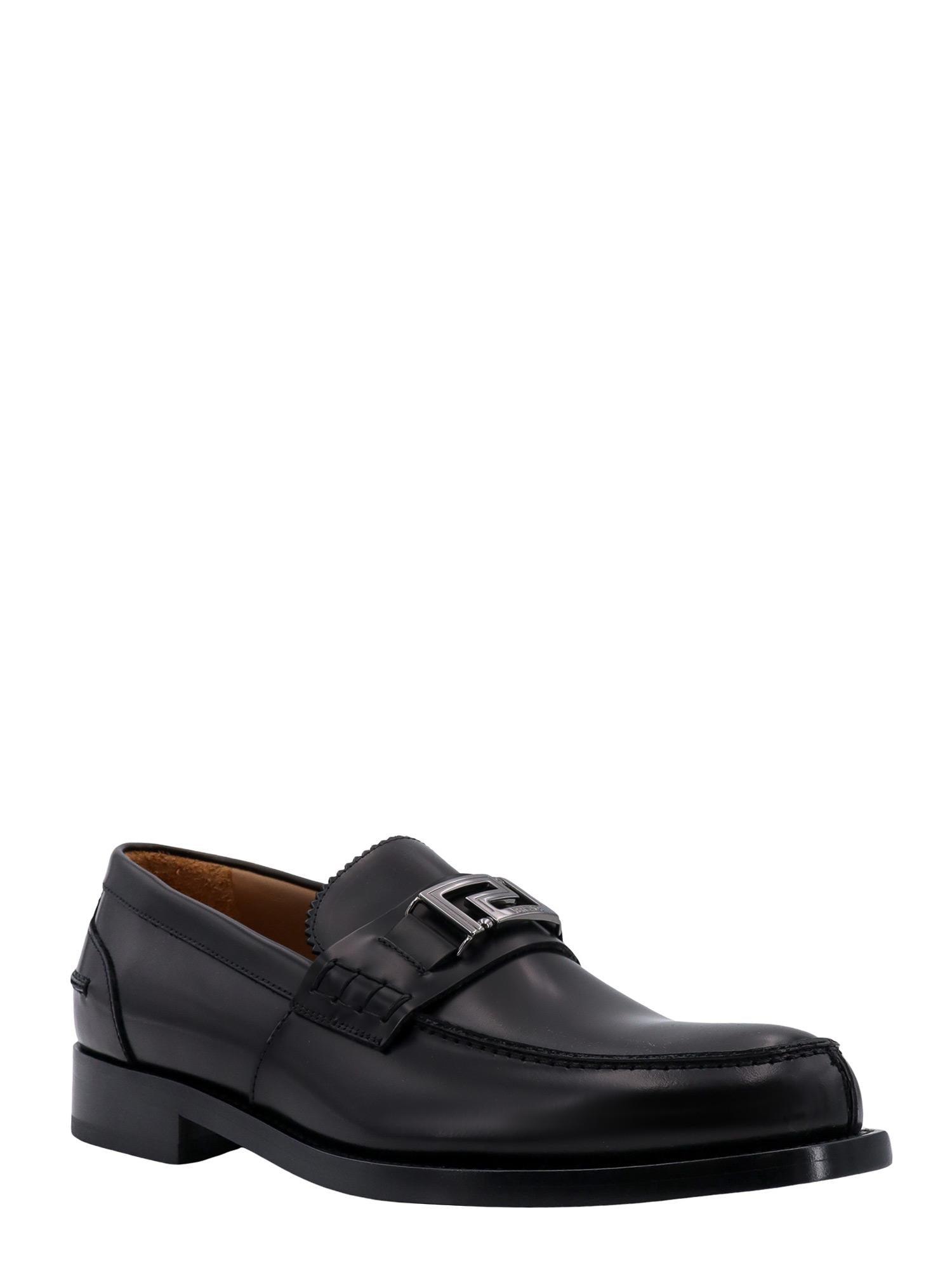 ローファー・オックスフォード VERSACE Woman Loafers Silver 10121231A04302 1E01V Versace Women's Medusa Head Loafer Shoes in Silver Versace