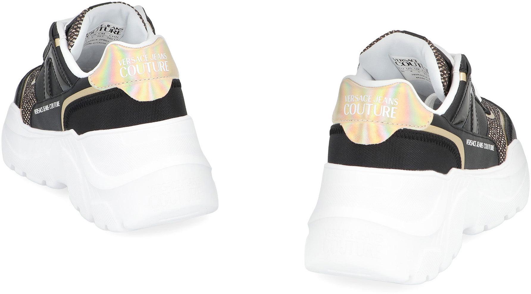 スニーカー Versace Jeans Couture 74VA3SK4 ZP234 LOGO LOW-TOP Sneakers VERSACE JEANS COUTURE - SNEAKER WITH LOGO - Eleonora Bonucci