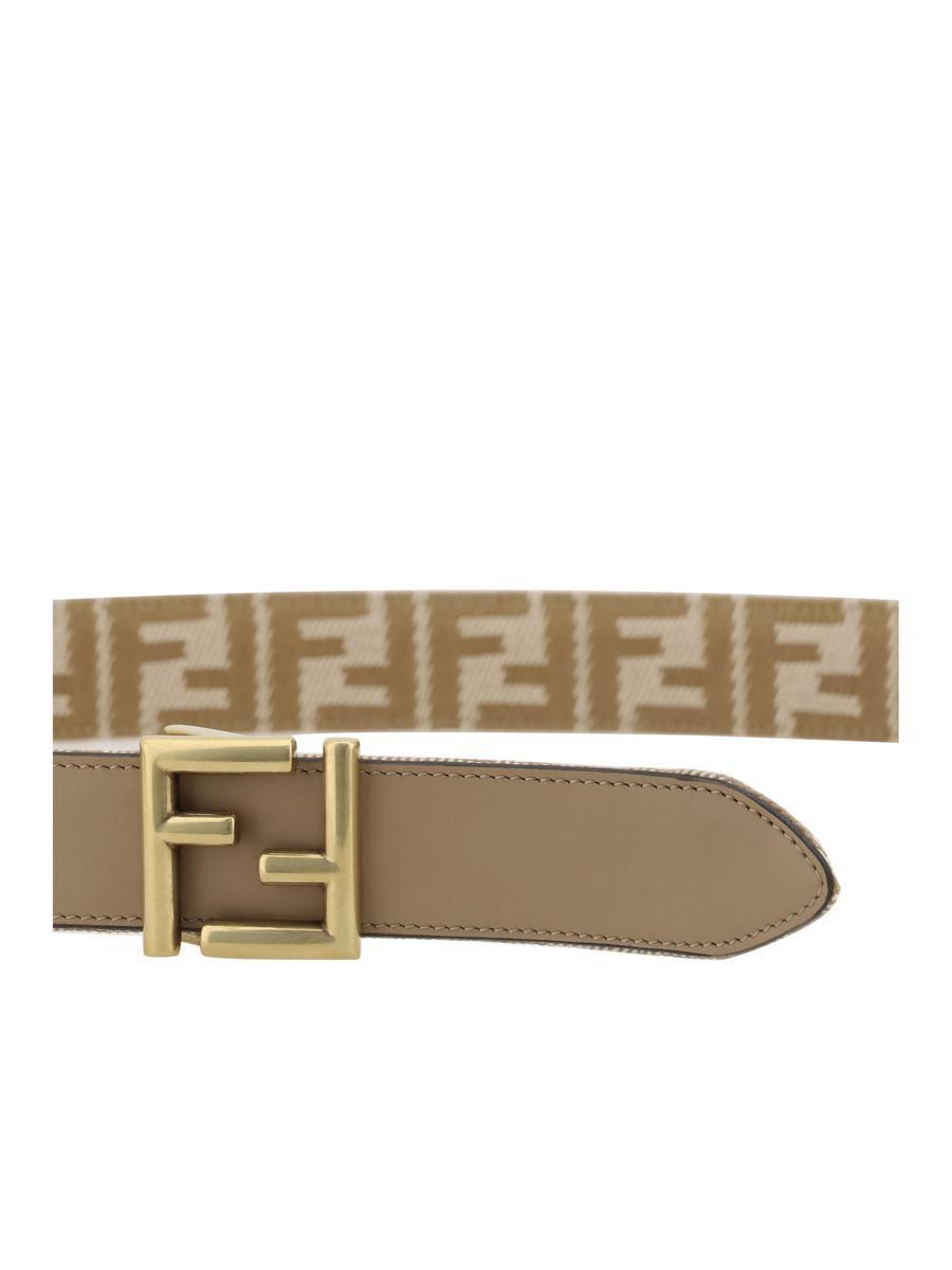 【関税＆送料込み】Fendi Belts E Braces Fendi Belts E Braces in Natural | Lyst