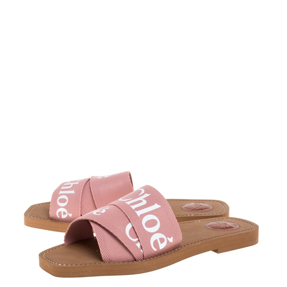 chloe slides pink