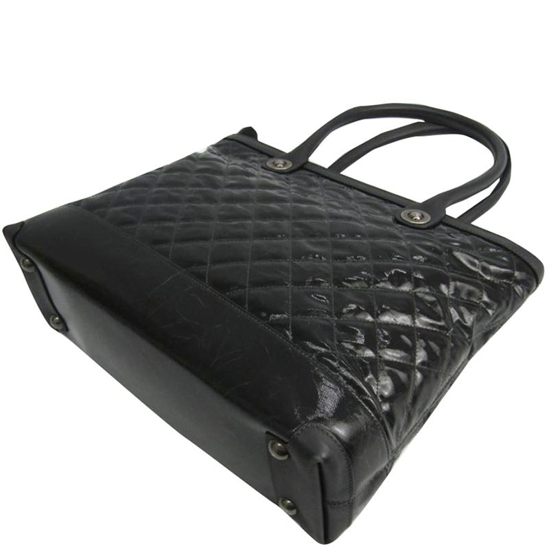 Chanel Black Quilted Patent Leather Tote Bag - Lyst