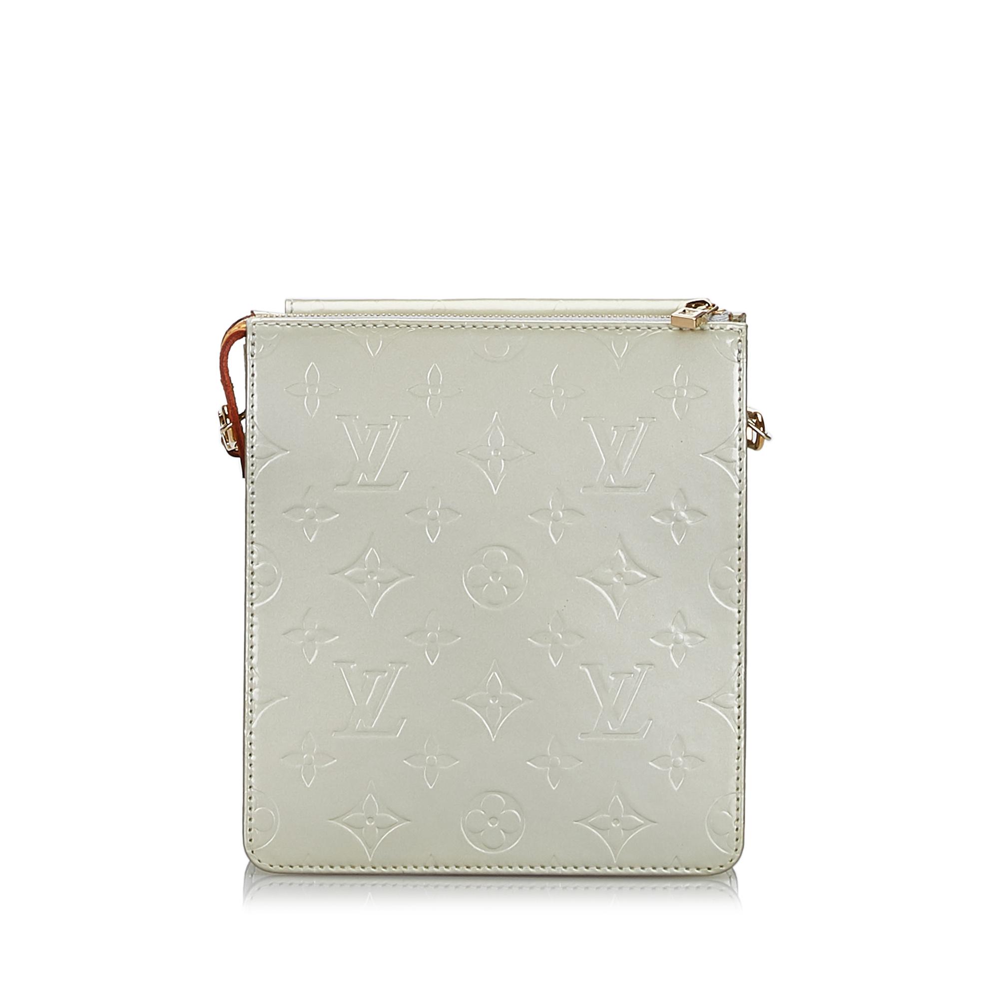 Louis Vuitton White Monogram Vernis Leather Pochette Mott Bag - Lyst