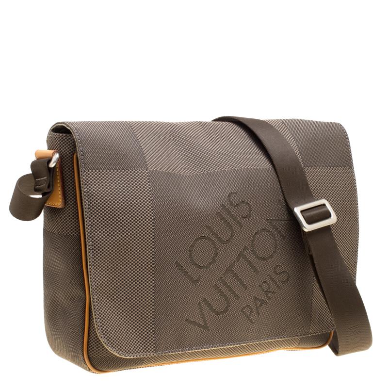 Louis Vuitton Terre Damier Geant Canvas Messenger Bag in Brown - Lyst