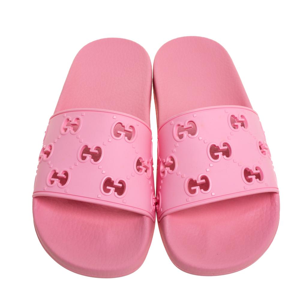 hot pink gucci slides