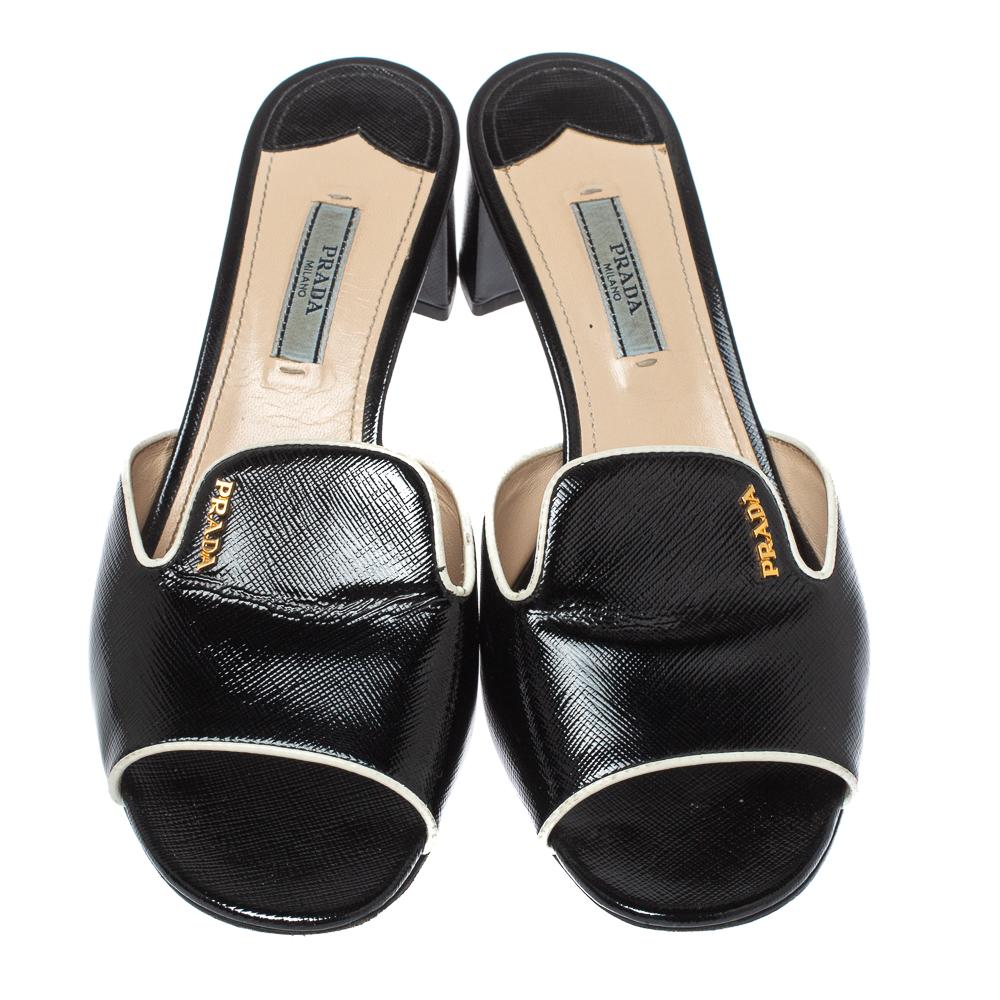 Prada Black Saffiano Patent Leather Slide Sandals - Lyst