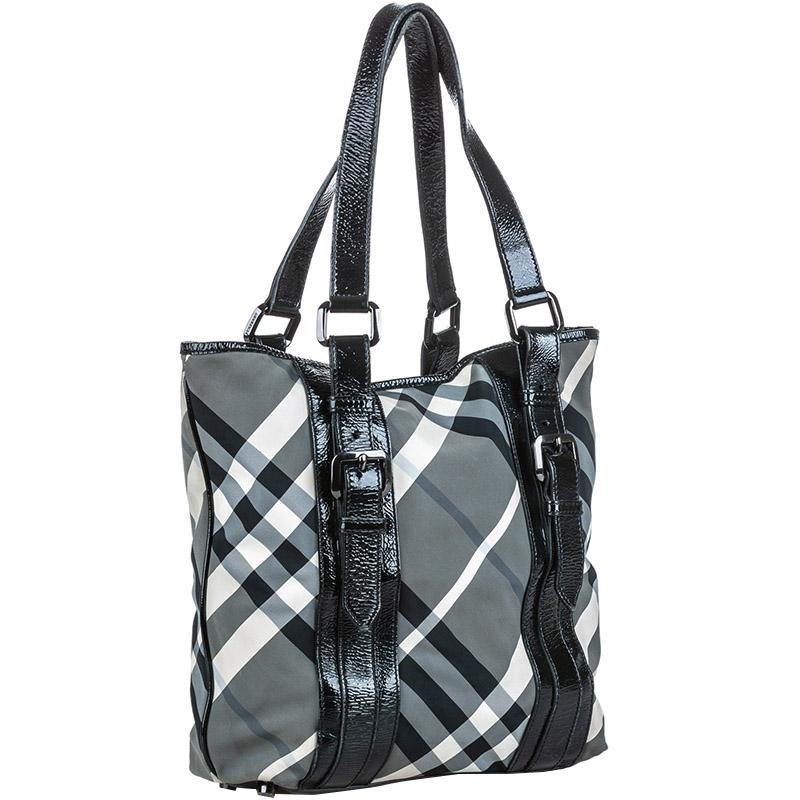 Burberry Black/gray Beat Check Lowry Canvas Tote Bag - Lyst