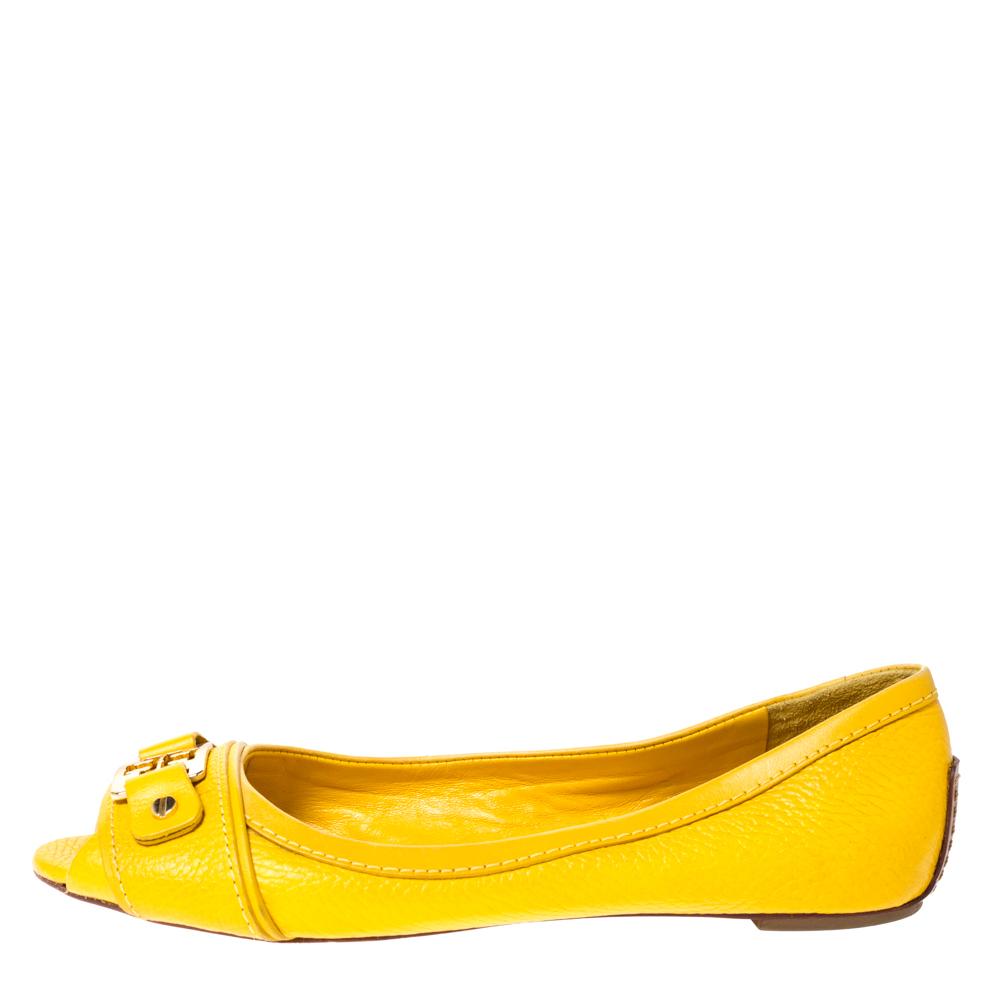 tory burch mustard flats
