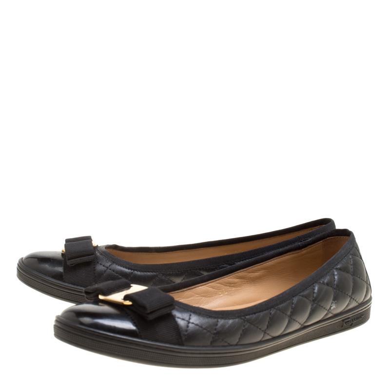 ferragamo rufina flats