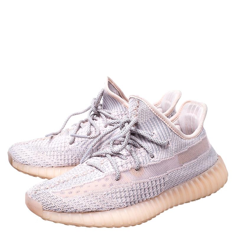 yeezy synth 5 5 Footwear Carousell Singapore